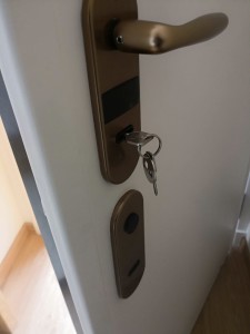 Abrimos Puertas blindadas las 24 horas