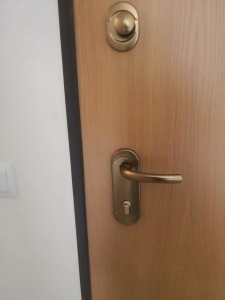 Apertura de Puerta en San Juan de Alicante
