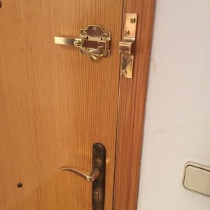 Te colocamos una segunda cerradura en Granja de Rocamora